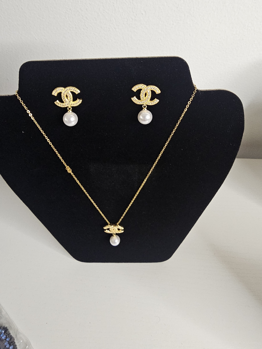 Stainless steel Gold Pearl Drop Necklace and Earring Set